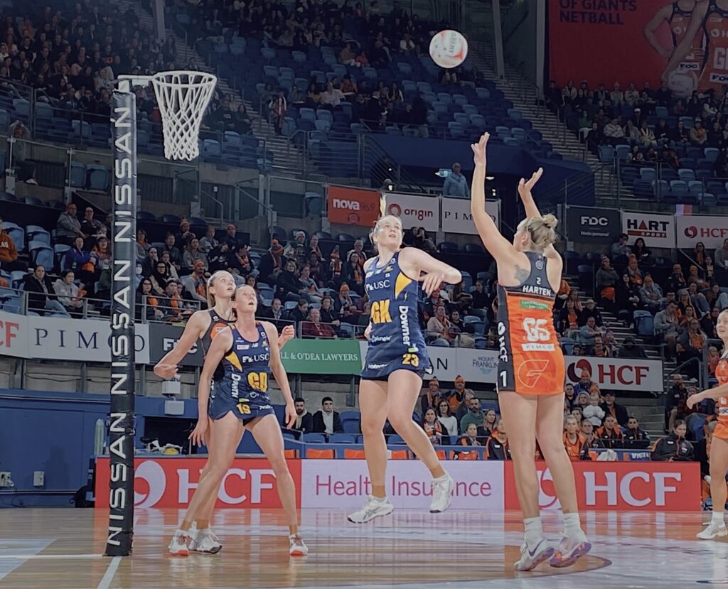 Jo Harten led from the front as the Giants launched an early barrage at the Lightning. Image: Raheemah Bolkiah