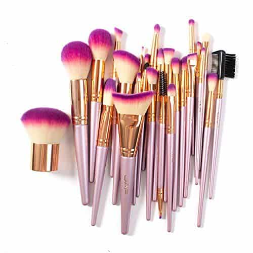 makeup brush