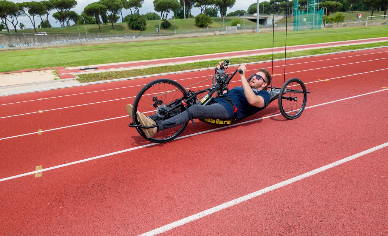 Il paraciclista Manolo Simeoni