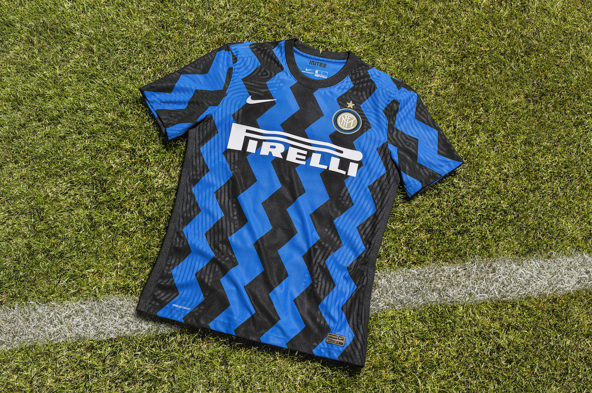 Nuova maglia Inter per la stagione 2020/2021: le foto ufficiali