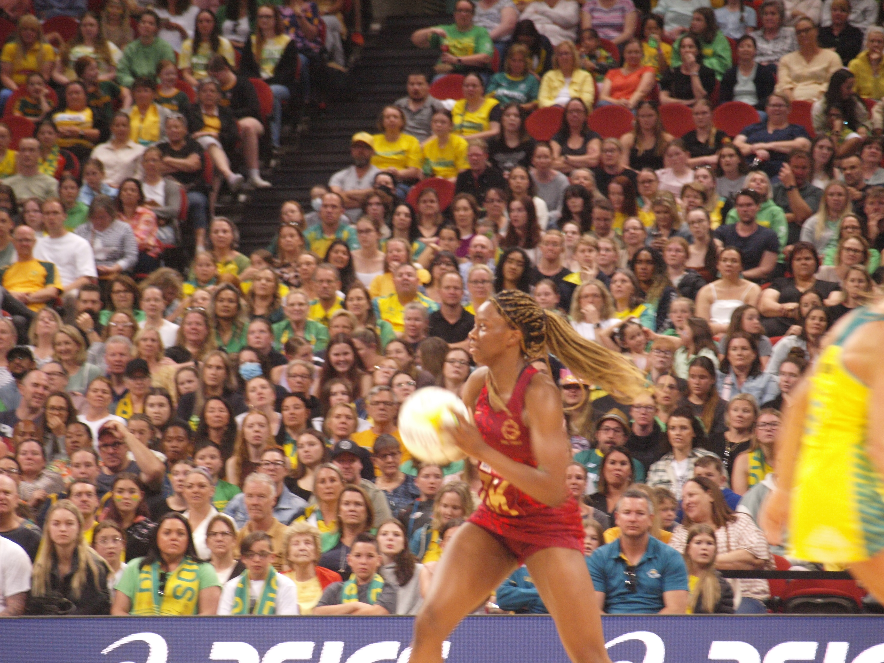 Funmi Fadoju was a standout for the England Roses. 