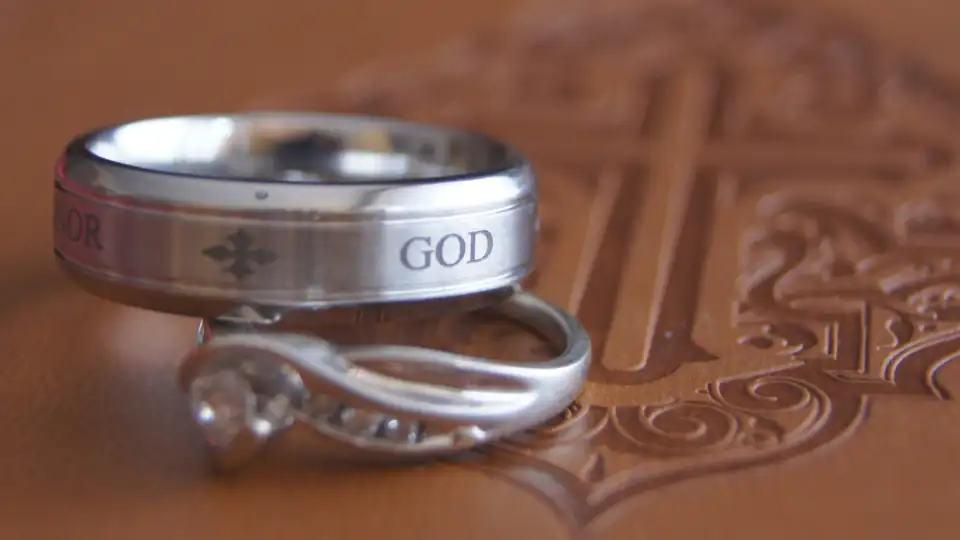 Christian wedding rings.