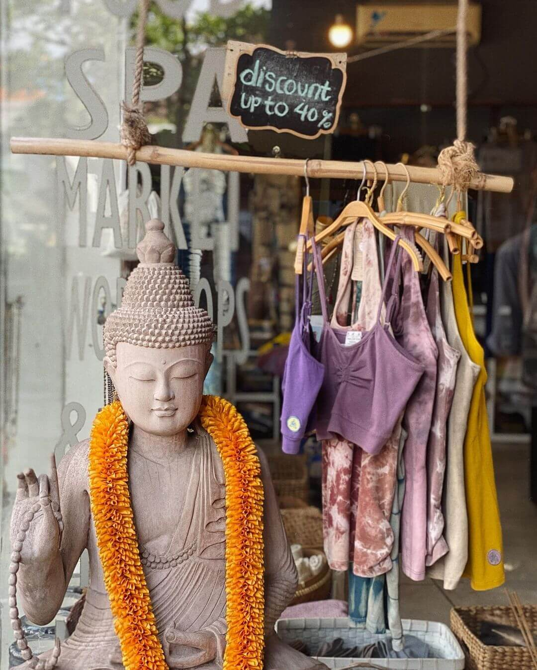 Yoga wear: finding the best yoga clothes in Seminyak, Canggu, Ubud