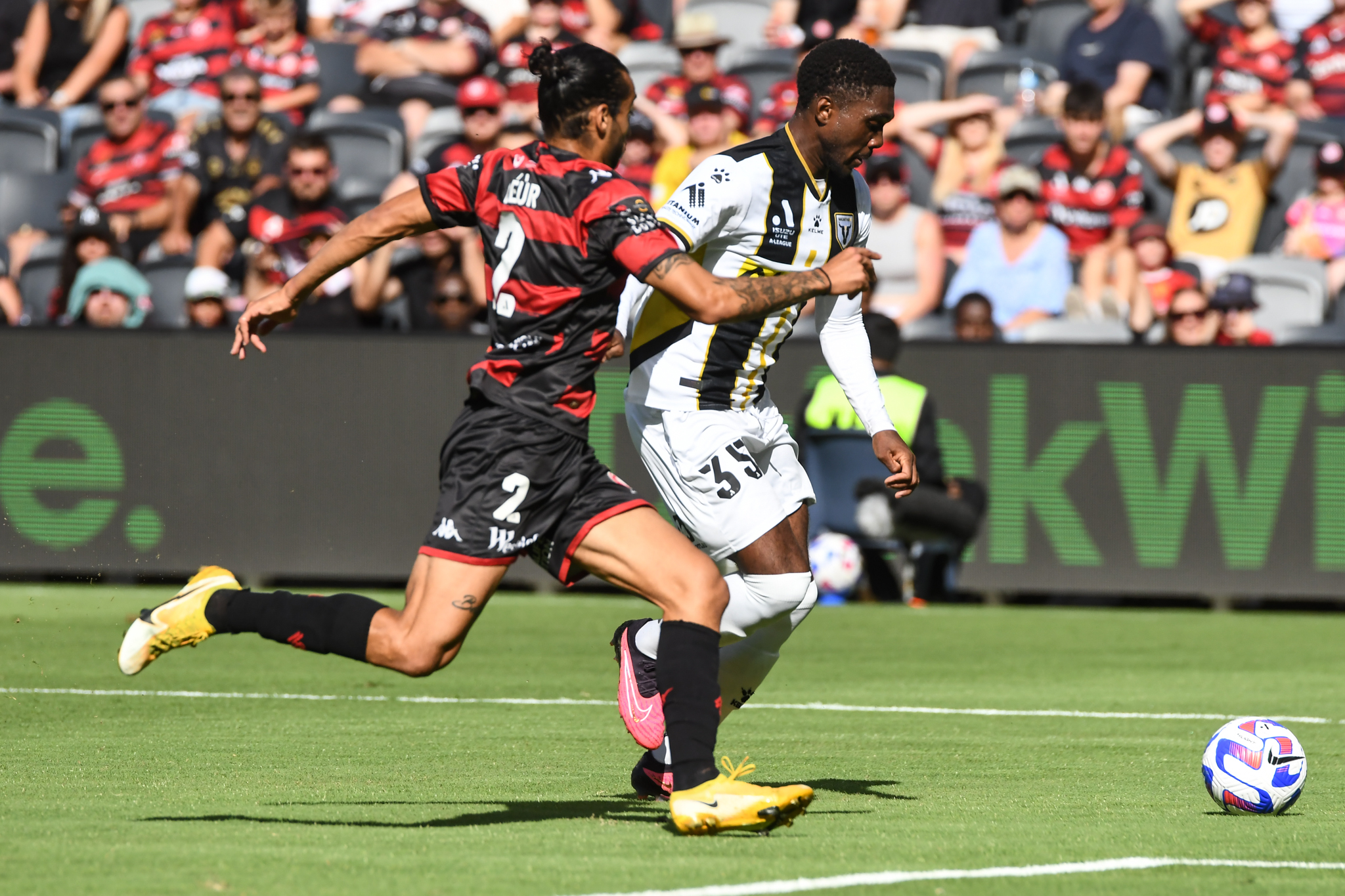 Gabriel Cléùr defends against Al Hassan Toure.