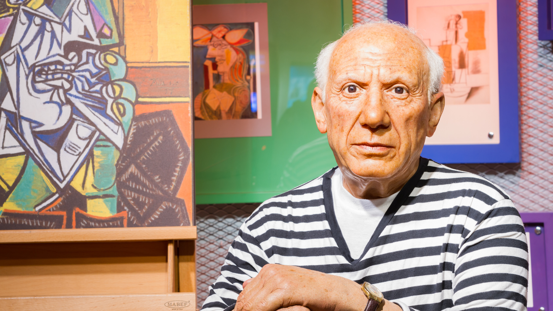 Pablo Picasso's wax figure as photographed: BANGKOK, THAILAND - DECEMBER 19: Wax figure of the famous Pablo Picasso from Madame Tussauds on December 19, 2015 in Bangkok, Thailand — Photo by a3701027d of DepositPhotos.com